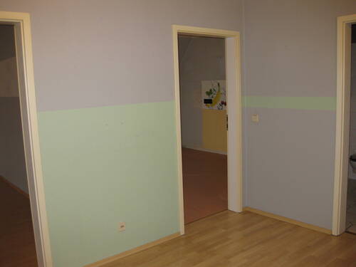 Flur! - Etagenwohnung mit 105,00 m&sup2; in Bad Frankenhausen/Kyffhäuser zum Kaufen