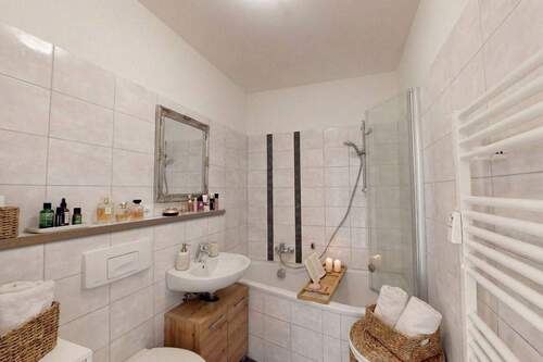 Bad-(Einrichtung visualisiert) - 