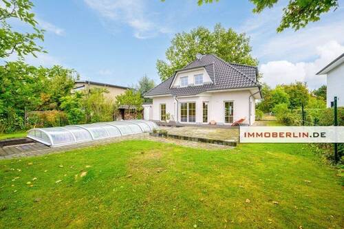 2 - 5 Zimmer Einfamilienhaus zum Kaufen in Berlin