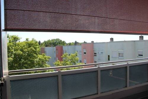 Balkon mit Beschattung - 