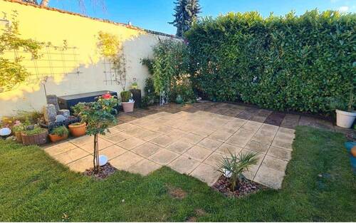 2. Terrasse im Garten - 