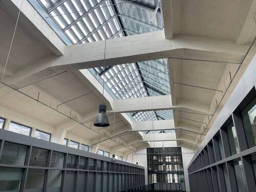 Helle Innenräume durch großzügige Dachfenster - 