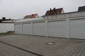 auf Wunsch mit Garage - 