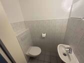 separate Toilette_www.villingen.immobilien - 