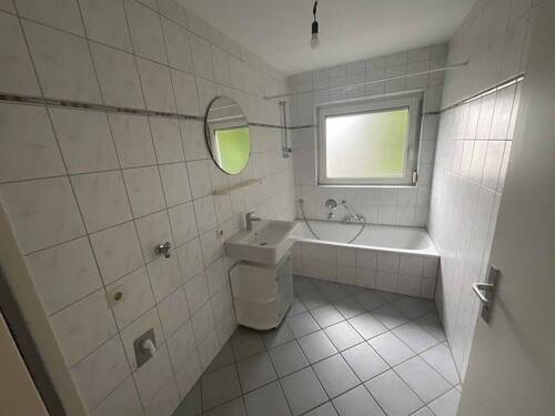Badezimmer_www.villingen.immobilien - 