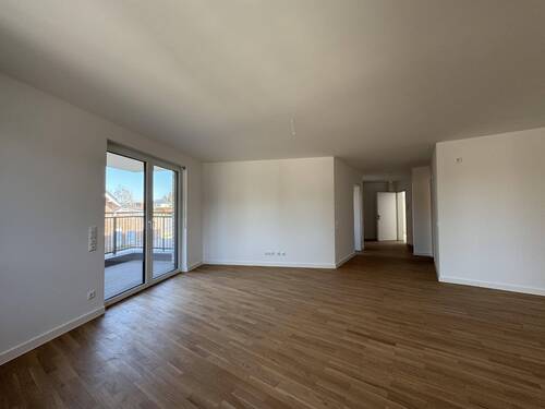 Wohnraum II - 4 Zimmer Etagenwohnung zum Kaufen in Nettetal