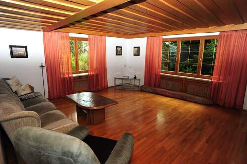 Wohnzimmer - Einfamilienhaus mit 184,00 m&sup2; in Raubling zum Kaufen