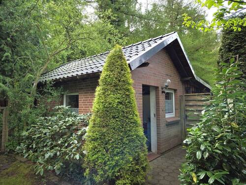 massives Gartenhaus - 