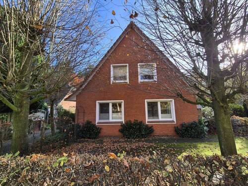 Front - 7 Zimmer Einfamilienhaus in Barßel