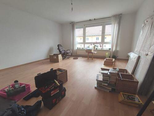 Wohnzimmer - 2 Zimmer Etagenwohnung zur Miete in Fürth