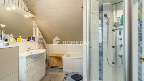 1. OG Badezimmer 2 - 