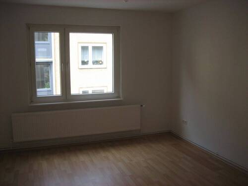 31 13 I. OG li Schlafzimmer.JPG - 