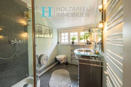Duschbad im Obergeschoss - 