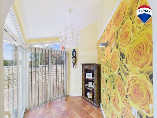 RE/MAX Immobilien DeLux Bungalow Nonnweiler - Einfamilienhaus mit 120,00 m&sup2; in Nonnweiler zum Kaufen