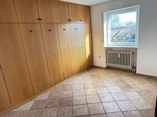 Schlafzimmer 2 - 3 Zimmer Etagenwohnung in Kirchham