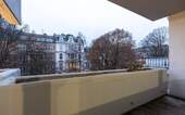 Loggia - Charmanter Rohdiamant in Wiesbaden-Mitte. Beste Aussicht für Kreative und Investoren!