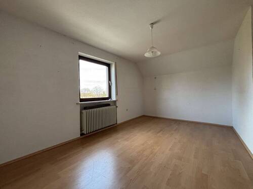 Schlafzimmer 2 Dachgeschoss - 