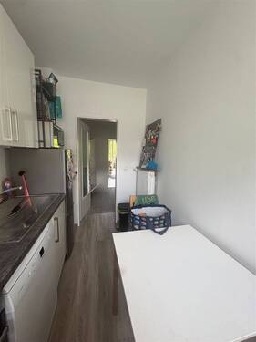 Küche mit kl. Sitzplatz - 