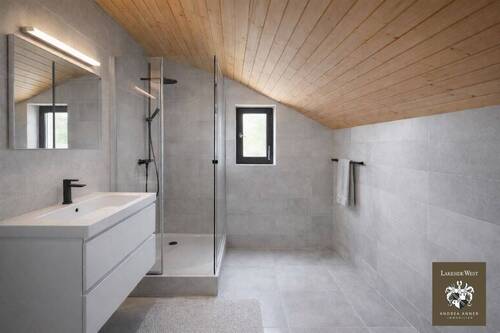 Badezimmer_virtuell_staged - 