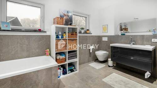 1. OG Badezimmer 2 - 