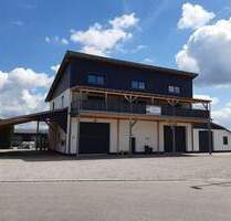 Außergewöhnliche Gewerbe- und Wohnimmobilie in Geisenhausen