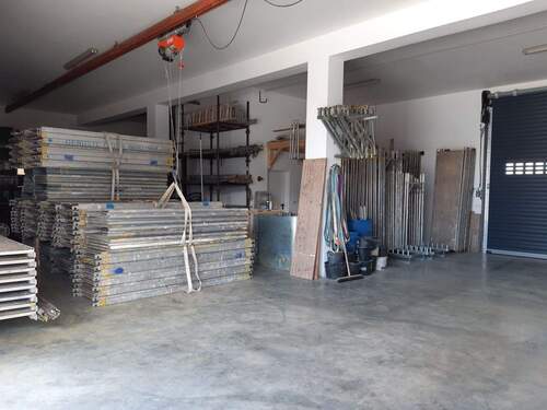 Halle Verkauf 365.jpg - 