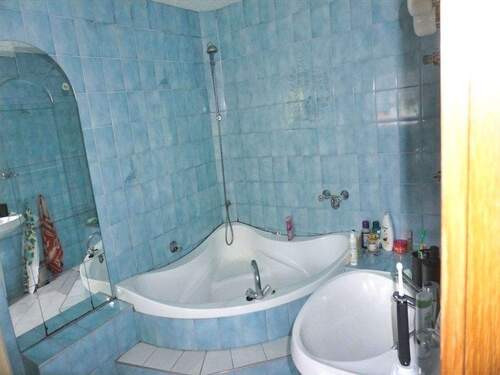Bad mit Wanne EG - 