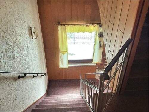 Treppenaufgang zum OG - 