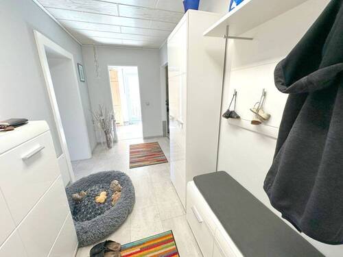 Flur - 4 Zimmer Etagenwohnung zum Kaufen in Trier