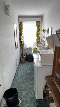 Zimmer #1 OG - 8 Zimmer Reihenmittelhaus in Aschersleben