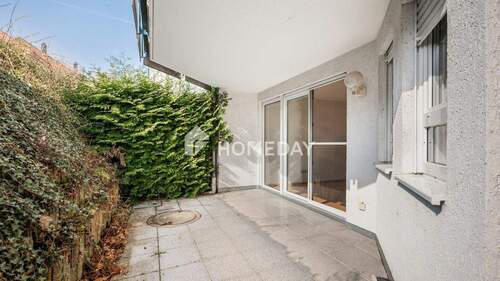 Terrasse 1 - 2-Zimmer-Wohnung mit überdachter Terrasse und Gartenanteil in ruhiger Lage von Hemmingen