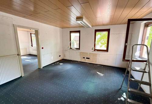 Hauptgebäude Gewerbe Büro 3 - Mehrfamilienhaus, Wohnhaus mit 210,00 m&sup2; in Plochingen zum Kaufen