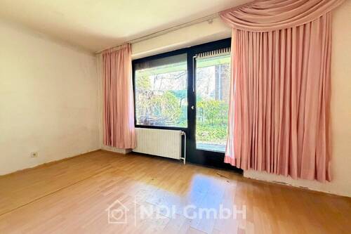 Zimmer 2 - 