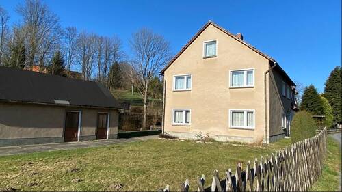 Giebelansicht - 7 Zimmer Doppelhaushälfte in Neusalza-Spremberg
