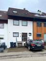 Außenansicht - Raumwunder! Reihenhaus mit ELW in toller Lage von Albershausen zu verkaufen!