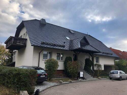 Außenansicht - Große Wohnung mit Kamin, Gartennutzung und Pool
