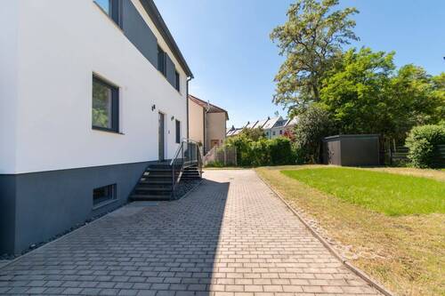 Außenansicht - 7 Zimmer Einfamilienhaus zur Miete in Leipzig / Lößnig