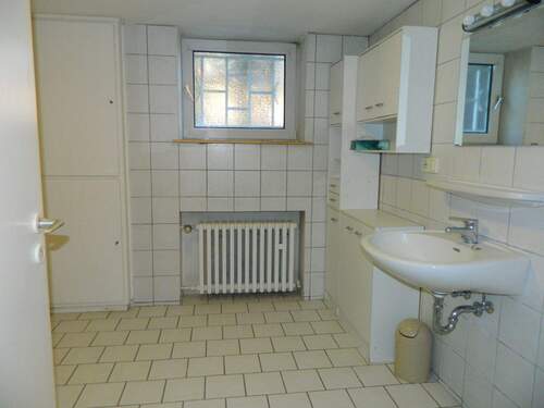 29_Souterrain Bad - 