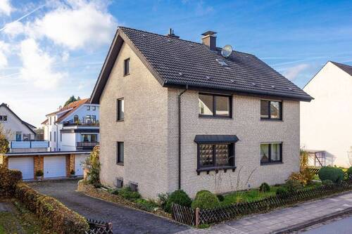 Ansicht - 6 Zimmer Einfamilienhaus zum Kaufen in BI-Schildesche