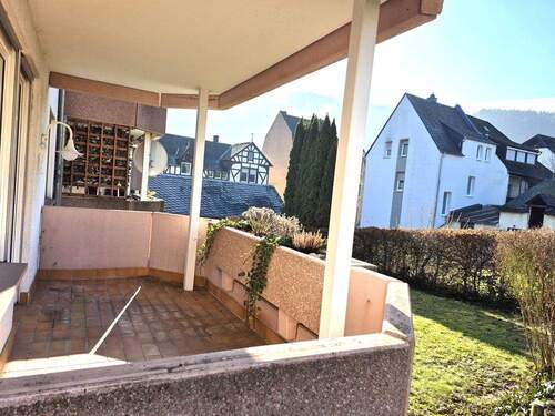 Balkon mit viel Sonne und Blick ins Grüne - 3 Zimmer Etagenwohnung in Traben-Trarbach / Traben