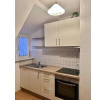 2 Raum Dachgeschosswohnung mit Einbauküche - Altenburg