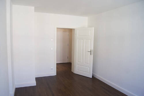 Wohnraum - 2 Zimmer Etagenwohnung zum Kaufen in Leipzig