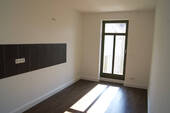 Küche m. Zugang z. Balkon - 