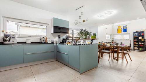 EG Küche 1 - Einfamilienhaus mit 181,00 m&sup2; in Arnstadt zum Kaufen