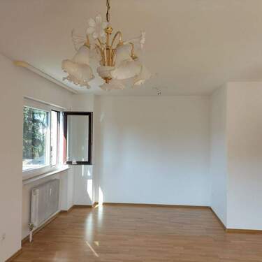 Wohn-Esszimmer - Etagenwohnung mit 72,00 m&sup2; in Lauf zum Kaufen