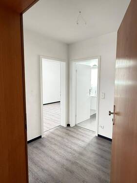 IMG-20260220-WA0077.jpg - Schöne 2 Zimmer Wohnung mit 50 m², 1. Stock, inklusive Süd-Balkon in zentraler Wohnlage in Weiden in der Oberpfalz zu verkaufen