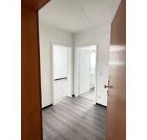 Schöne 2 Zimmer Wohnung mit 50 m², 1. Stock, inklusive Süd-Balkon in zentraler Wohnlage in Weiden in der Oberpfalz zu verkaufen