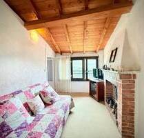 Sonnige Südlage in Apricale – renovierungsbedürftige Altstadtwohnung optional mit Garten TI AP 1026