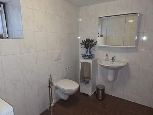 WE 01 Gästebad Souterrain - 