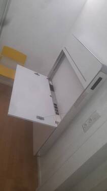 Moderner Sekretär zum Arbeiten kann gestellt werden - Büro in Freiburg im Breisgau